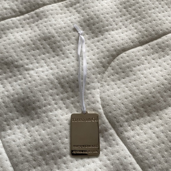 BNWOB limited edition Tiffany & Co sterling silver charm NYC “The Landmark” - Picture 6 of 6